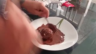 Drahá, tu máš Kinder vajce!