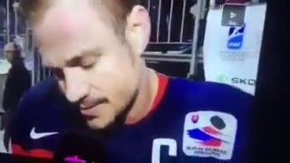 Kapitán Vladimír Dravecky po zápase s Lotyšskom