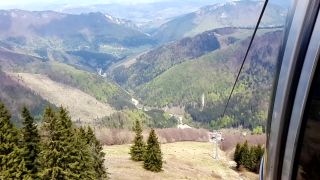 Lanovka Vrátna 6. - Sviatočný turisti