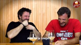 Pivo sýtené héliom (titulky)