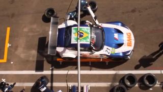 Fofry v pit stope (FIA GT Championship)