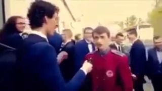 Poľský študent hovorí narovinu