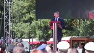 Rober Fico na oslavách 73. výročia SNP