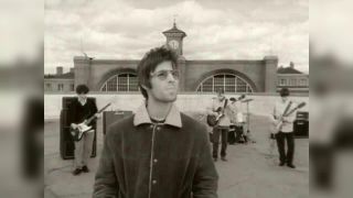 Oasis - Supersonic (1st time on TV live at The Word 1994)