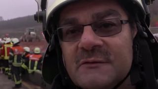 Brutálna nehoda nákladiaka s rádioaktívnym materiálom na A3