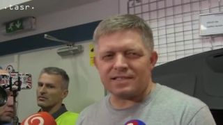 Pán premiér na nočnej vyrába zvarky