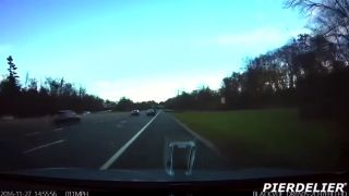 Autopilot Tesla predpovedá nehody