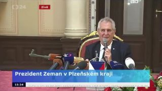 Miloš Zeman a jeho samopal