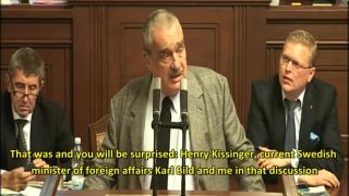 Karel Schwarzenberg: "Humanitárne bombardovanie" a CFR