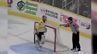 Keď brankárom rupnú nervy(NHL)