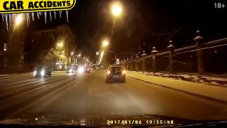 Kompilácia najšmykľavejších ciest roku 2017