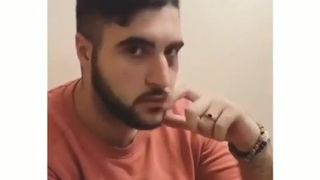 Pán domu s monoklom