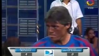 Legenda Maradona sa zabával nohejbalom.