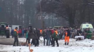 Muž kopol koňa na furmánskych pretekoch v Hriňovej