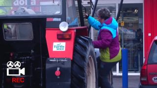 Na nákupoch