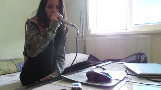 Alenka Boky jako skříň
