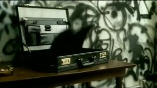 Yellowcard - Rough landing, Holly