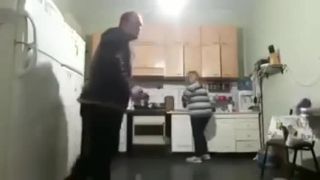 Tak ty s tým neprestaneš!?