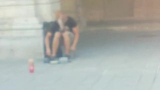 Kôň hrá na bicie
