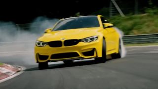 Únik zo zeleného pekla na BMW M4 CS!