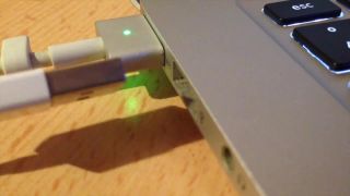 Dokovanie USB (Interstellar)