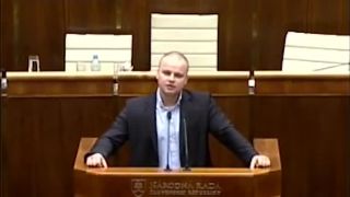 Dôkazy o prepojení Denníka N a denníka SME