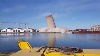 Riadená detonácia spôsobila neriadený pád budovy