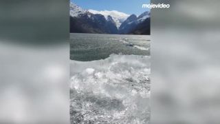 Tisíce ľadových krýh pod tlakom (Nordfjord)
