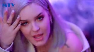Marshmello & Anne - Marie - FRIENDS
Music Video
