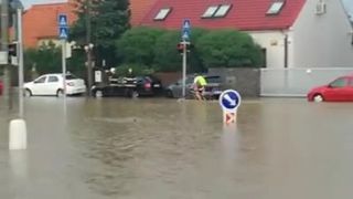 Ranná cyklistika zaplaveným Zvolenom