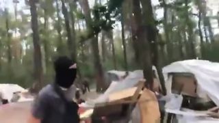 Ukrajinsky nacionalisti upratovali