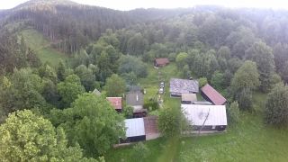 Spolu tvorí Hornú Marikovú 108 osád.