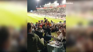 Pozor letí rugby lopta! (Austrália)