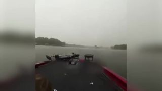 Blesky ktoré zázrakom nikoho nezranili*