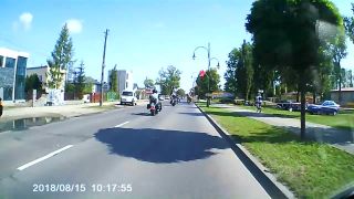 Kôň sa vybúril na motorkárovi (Poľsko)