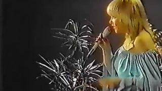 The Bee Gees with Samantha Sang - Emotion (1978)