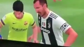 Odplata Chielliniho na Suáreza (FIFA 19)