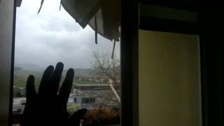 Búrka, hovorím ti, utíš sa!