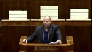 J. Mora: zákon na ochranu štátnych symbolov SR (34. schôdza)