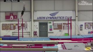 Gymnasta prekonal Guinnessov rekord, letel vzduchom 5.87 m