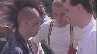 Spoločná demonštrácia hnutia punk a skinheads v Prahe (1990)