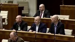 M. Mazurek reaguje na poslancov SNS (38. schôdza)