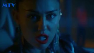 Miley Cyrus & Mark Ronson - Nothing Breaks Like a Heart