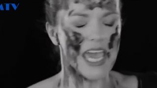Marta Jandová - Školíš mě.mp4