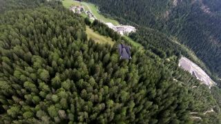 Parádny wingsuit v Taliansku