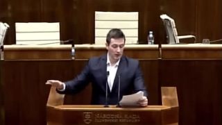 Mimovládky odporúčajú volať na žiakov za ich názory políciu.