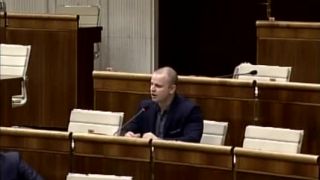 Mazurek reaguje na Uhríka; odvolávanie Lubyovej