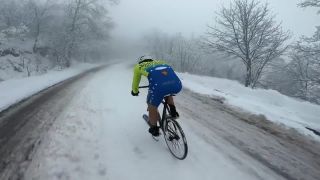 Taliansky "lyžocykel" ide, ale brzdy nemá