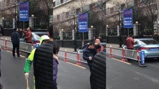 Pobili sa slintaví chlapci