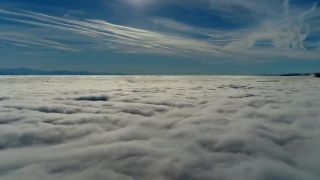 Panoramatické zábery švajčiarskeho "hmlového mora"